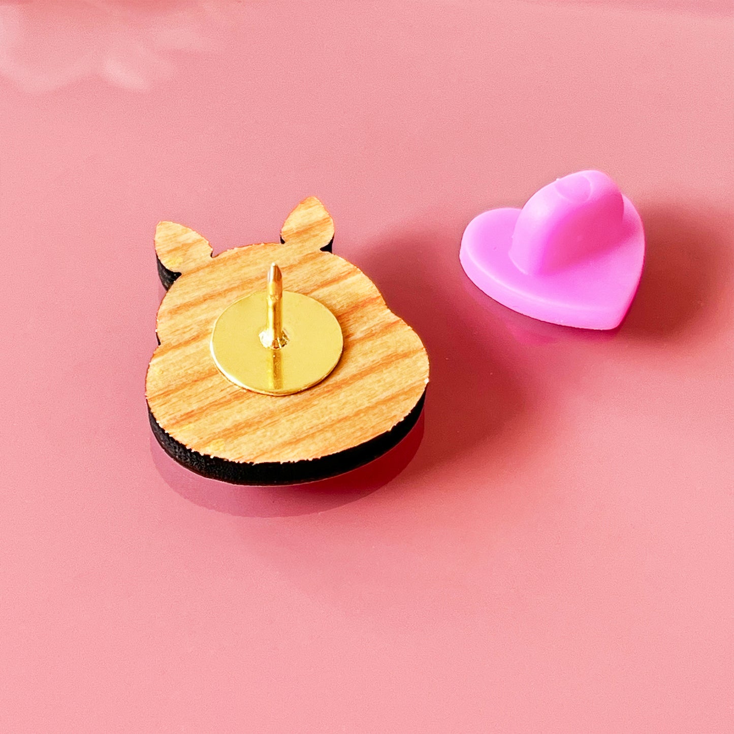 Graue Anime Katze - Holzpin