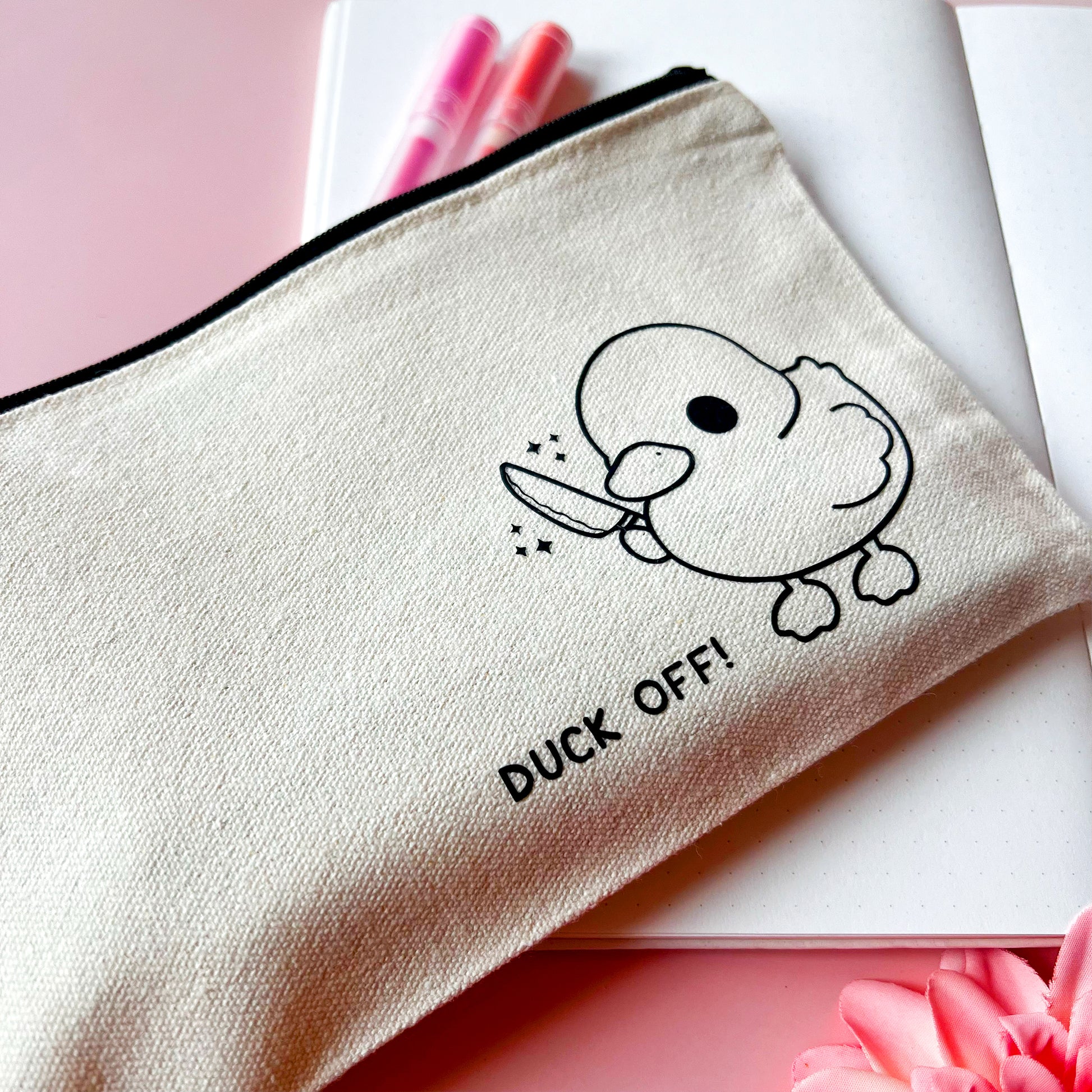 Kleine Tasche mit Ente mit Messer