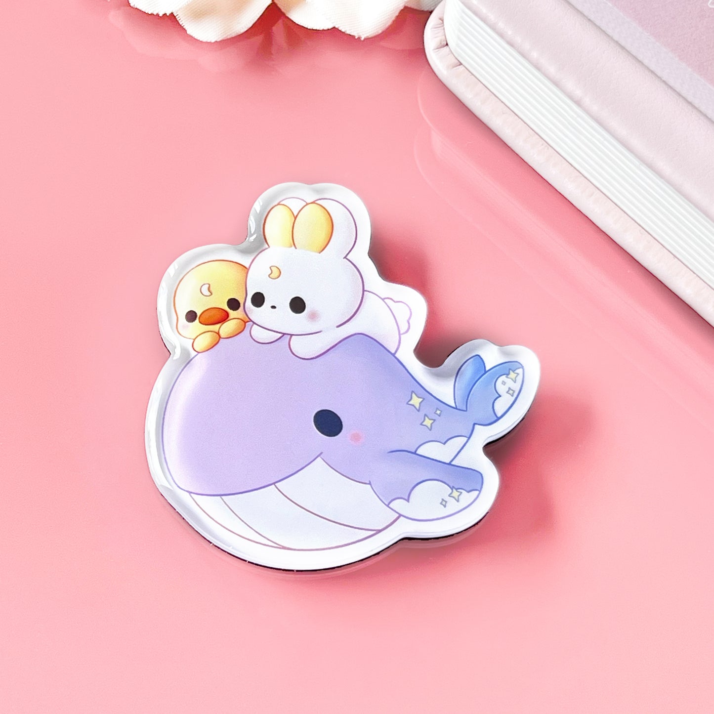 Hase und Ente fliegen auf dem Wal Magnet