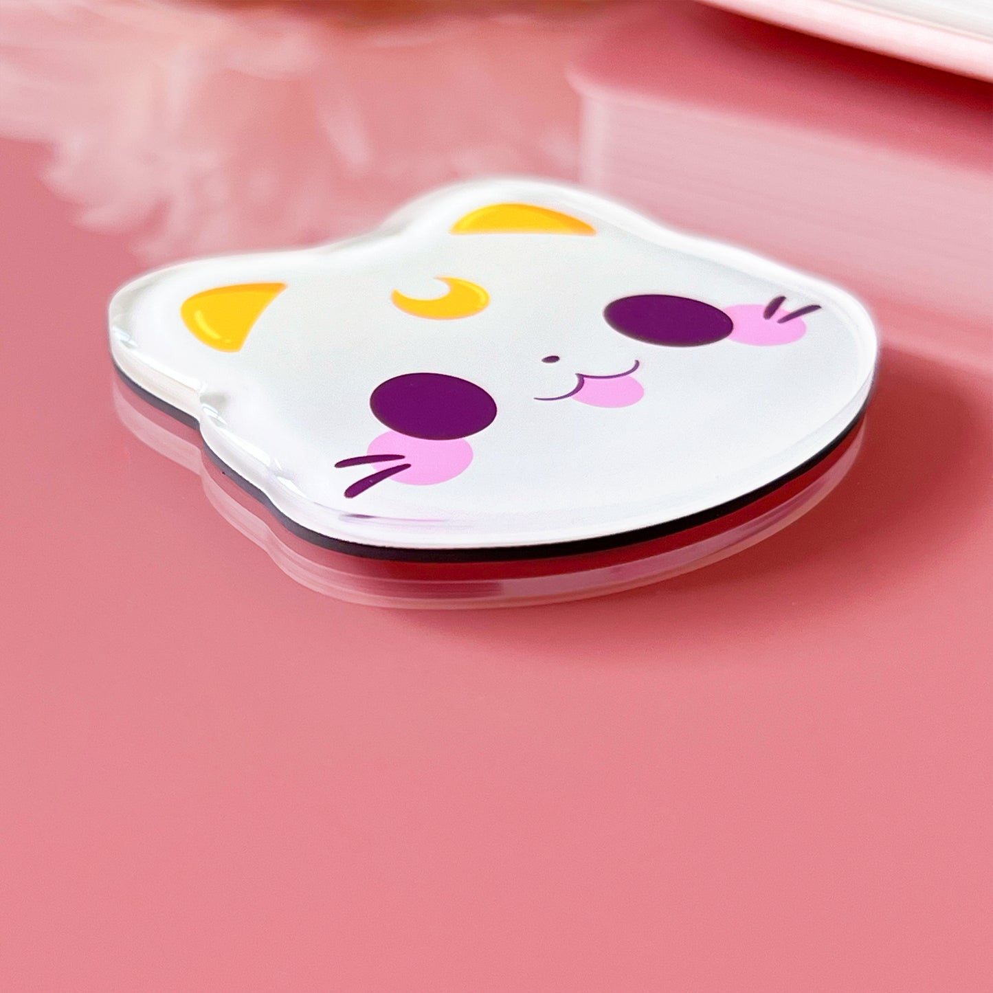 Weißer Katzen Magnet