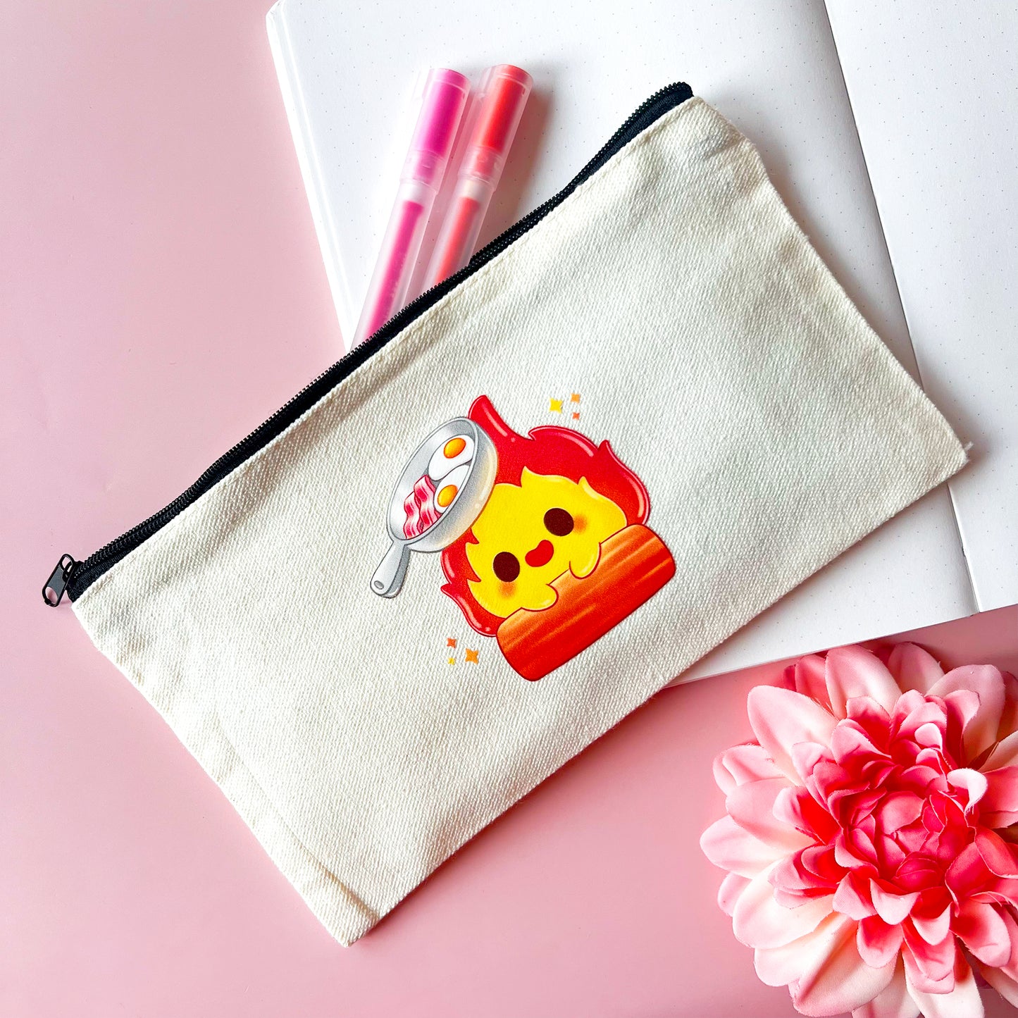 Kleine Tasche mit Feuer