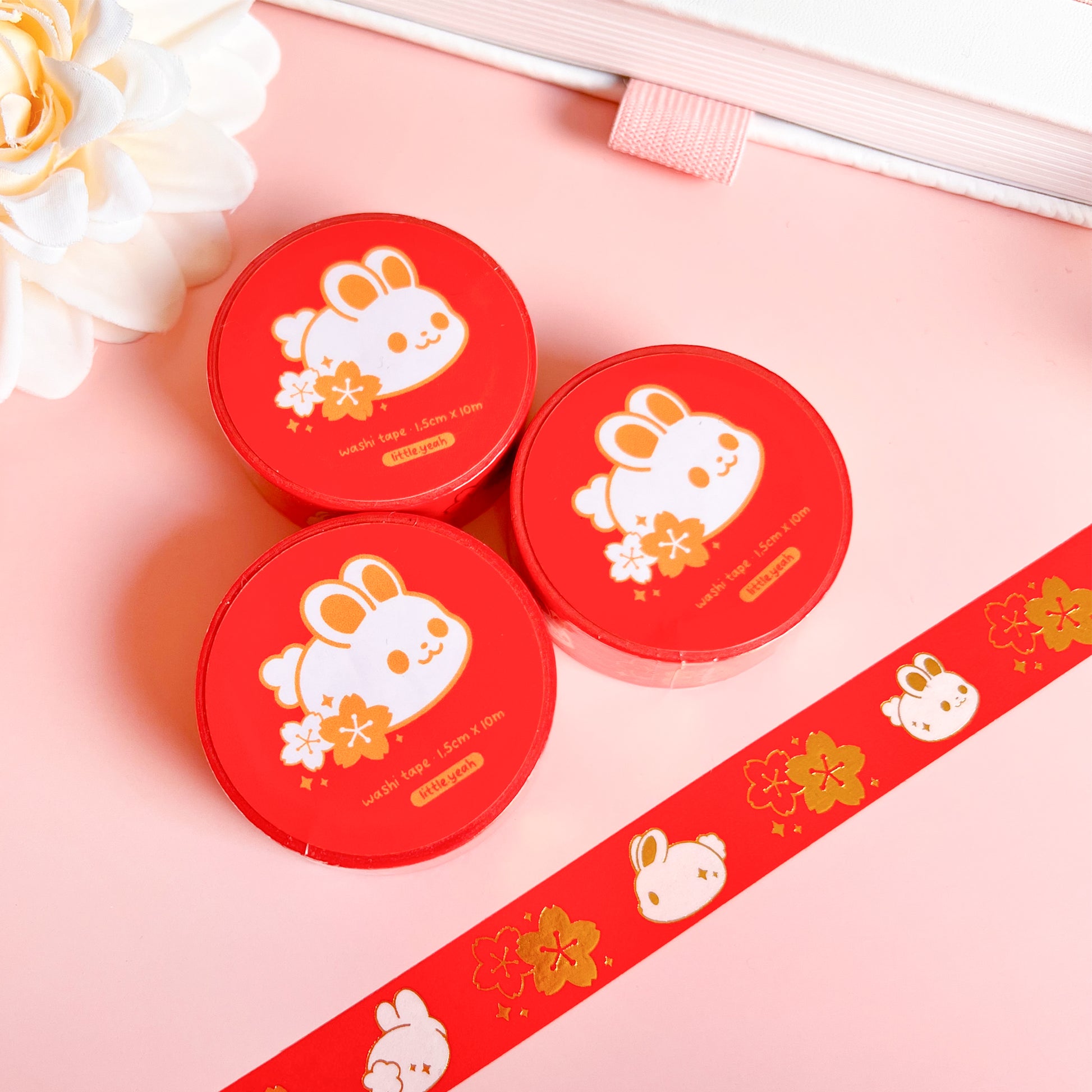 Rotes Washi Tape mit Hasen und Goldakzente