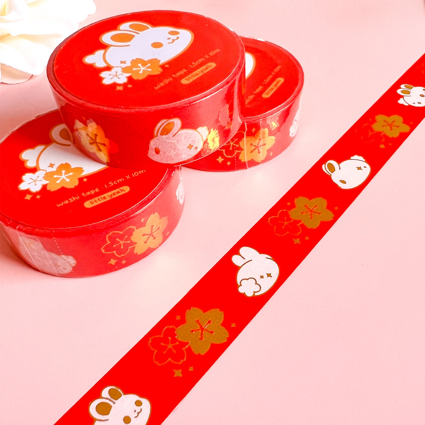 Rotes Washi Tape mit Hasen und Goldakzente